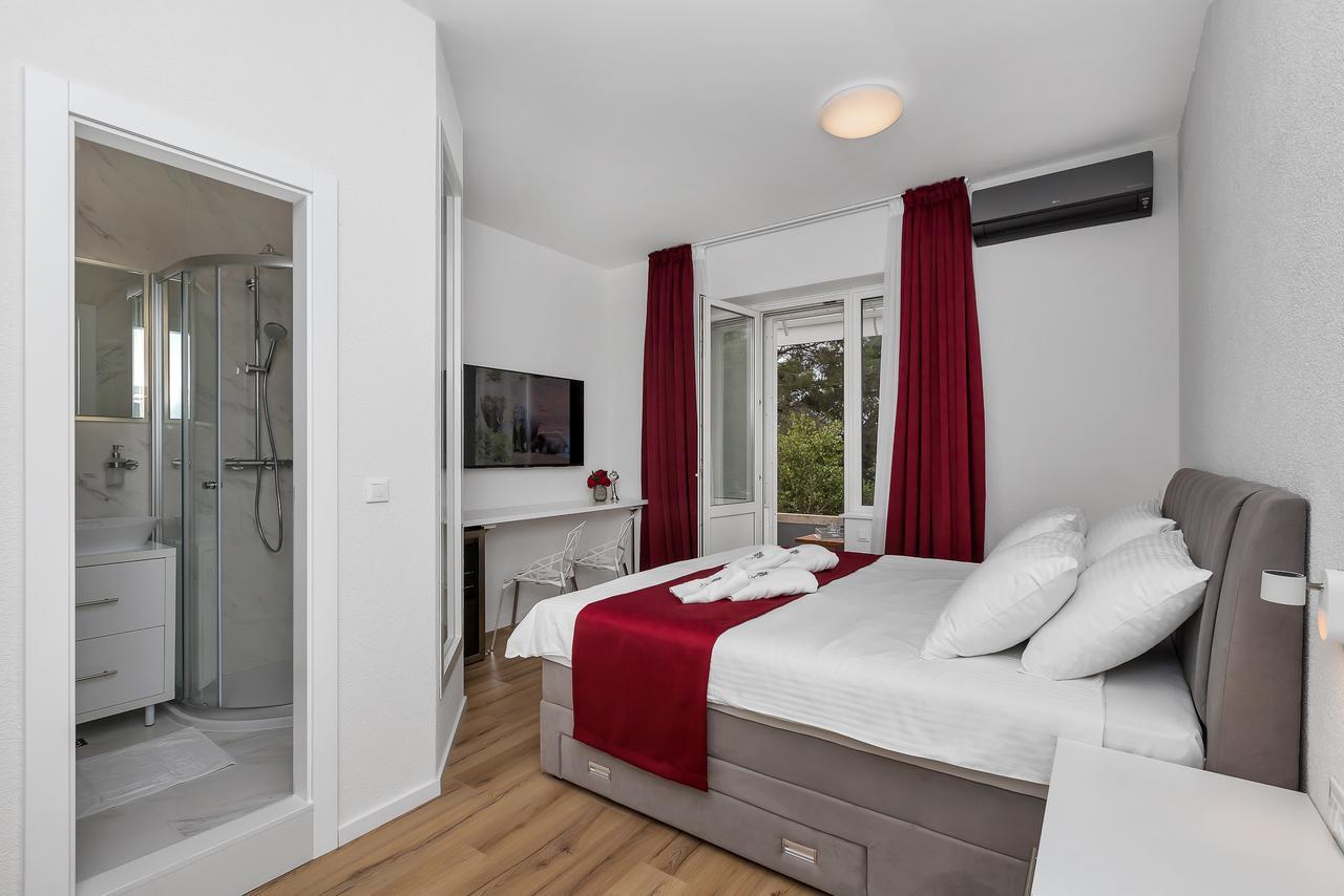 Luxury Paradise Garden 4*